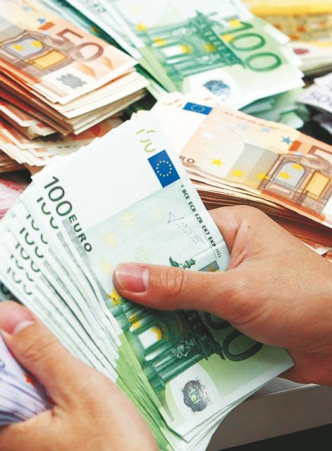 Οικονομική ενίσχυση 56 δήμων για την κάλυψη μισθοδοσίας υπαλλήλων