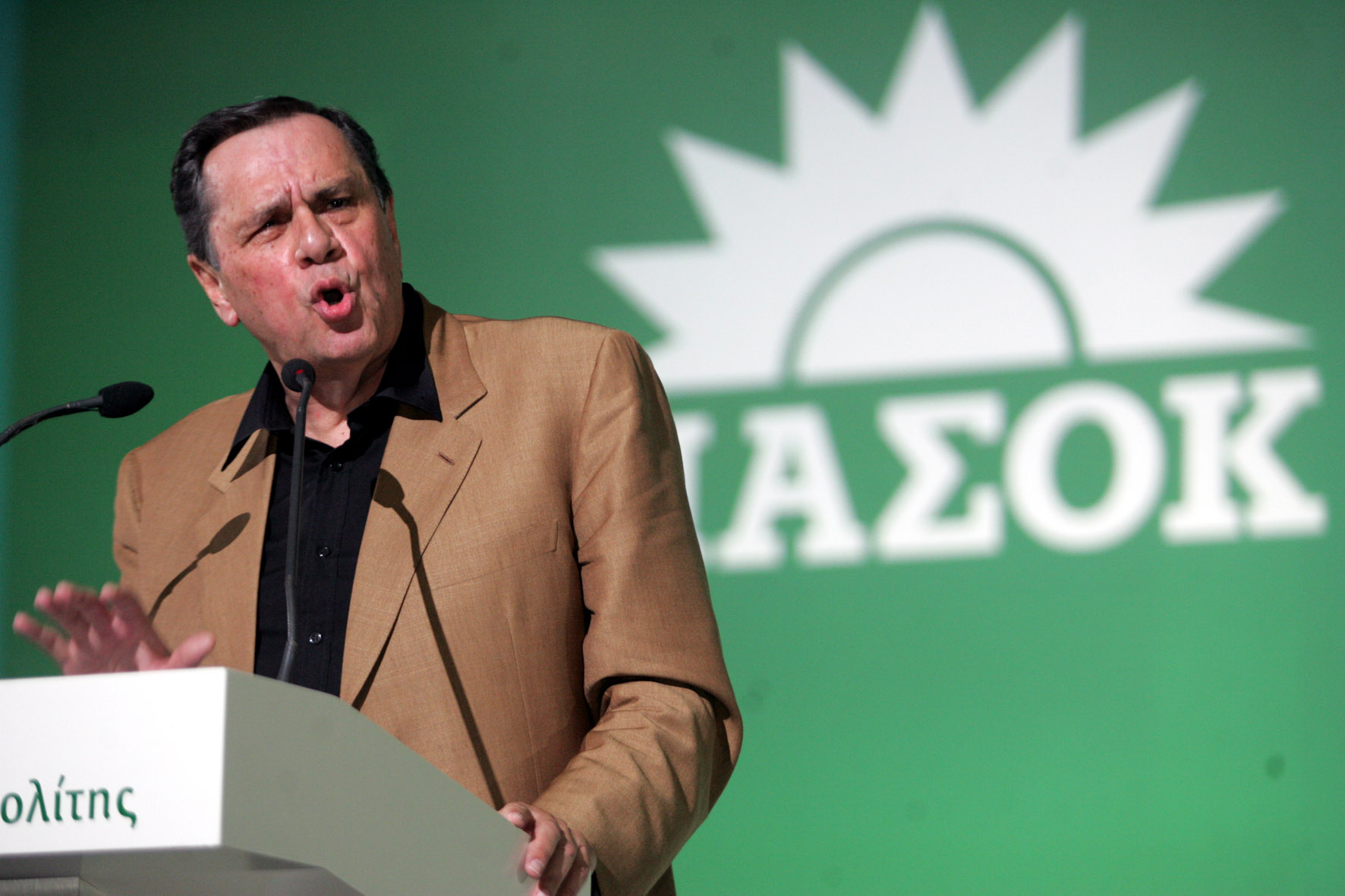 Δεν θα είναι υποψήφιος στις εκλογές και ο Θανάσης Τσούρας