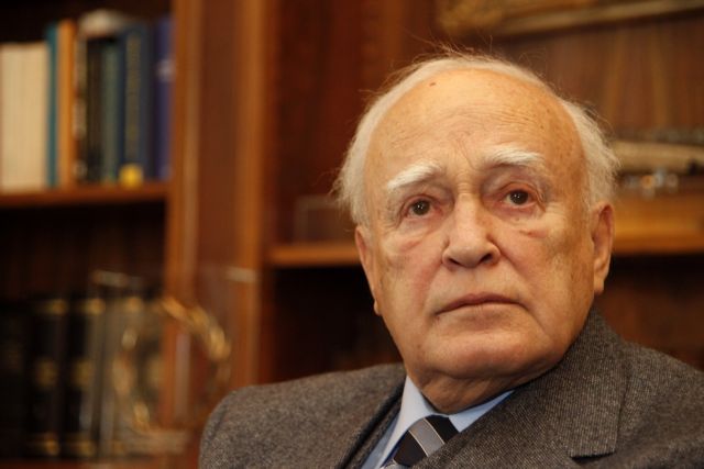 «Δεν φοβάμαι, θα την ξεπεράσουμε την κρίση», είπε ο Κάρολος Παπούλιας