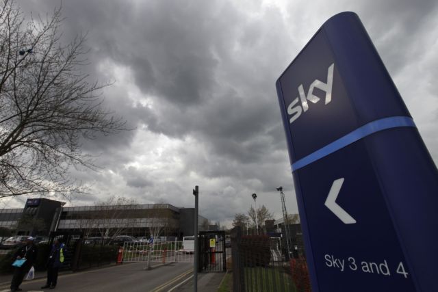 Υποκλοπές παραδέχεται (και) το δίκτυο Sky News του Ρούπερτ Μέρντοκ