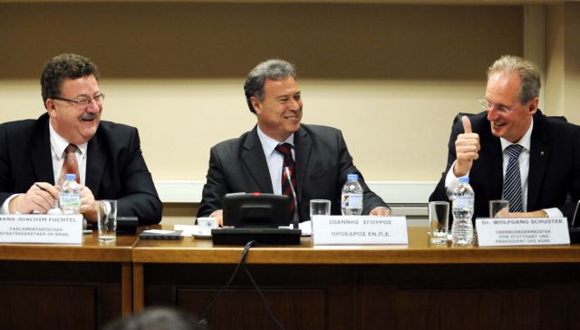 Πρόσκληση στην Ανγκελα Μέρκελ απηύθυνε ο Γιάννης Σγουρός