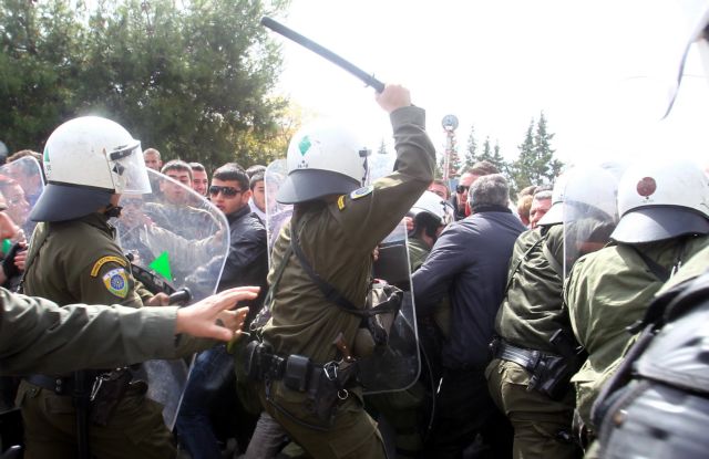 Συνεχίζονται στην Αμυγδαλέζα οι κινητοποιήσεις κατά του κέντρου φιλοξενίας μεταναστών