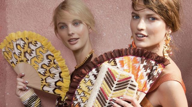 Το Spanish Harlem χτένισμα του καλοκαιριού