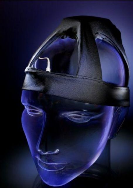 «Εγκεφαλική κορδέλα» θα εκφωνεί τις σκέψεις του Στίβεν Χόκινγκ