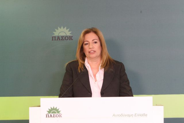 Αλαζονεία και δημαγωγικές υποσχέσεις καταλογίζει το ΠΑΣΟΚ στον Αντ.Σαμαρά