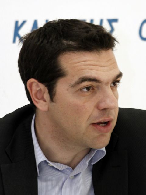 To πολιτικό κατεστημένο θα εκβιάσει την ψήφο του λαού, προβλέπει ο Αλ.Τσίπρας