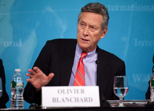 Στην Ελλάδα η κοινή γνώμη υποστηρίζει την παραμονή στο ευρώ, εκτιμά το ΔΝΤ