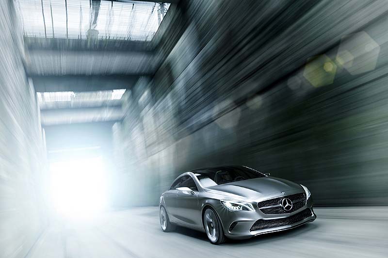 Mercedes-Benz Concept Style Coupe: Κίνηση εντυπωσιασμού