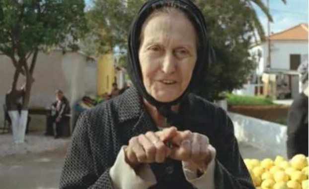 Πέθανε η γνωστή ηθοποιός Ζωζώ Ζάρπα