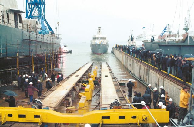 Σε 24ωρη απεργία οι εργαζόμενοι στα Ναυπηγεία Σκαραμαγκά