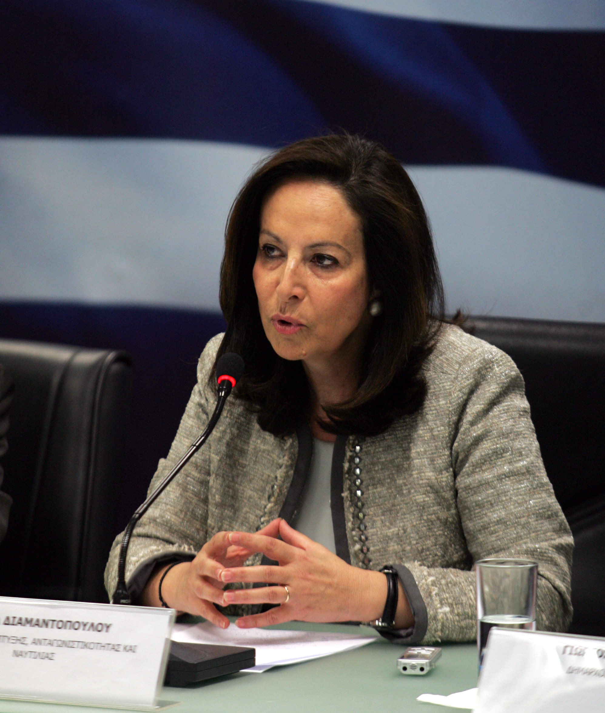 Η εποχή απαιτεί συνεργασίες, δηλώνει η Άννα Διαμαντοπούλου