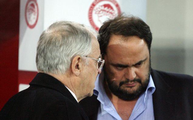 Ο Μαρινάκης αφιέρωσε τον τίτλο στον Σ.Θεοδωρίδη