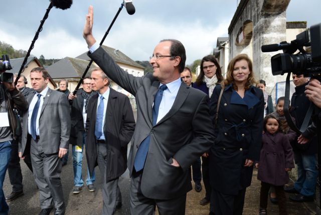 Στις κάλπες οι Γάλλοι για τον πρώτο γύρο των προεδρικών εκλογών