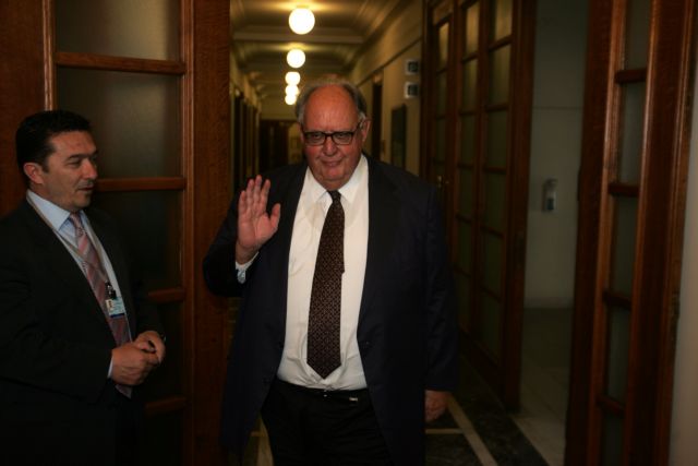 «Ωραία ιδέα!» λέει με χιούμορ ο Θ.Πάγκαλος για το εάν τον ενδιαφέρει η Προεδρία