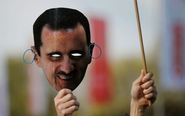 Νέες κυρώσεις που πλήττουν τον πολυτελή τρόπο ζωής του ζεύγους Άσαντ από την ΕΕ