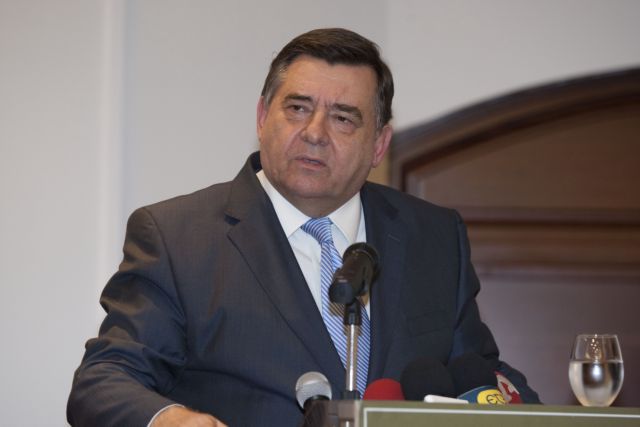 Νέα βέλη Καρατζαφέρη προς Σαμαρά, σκληρή επίθεση στη Χρυσή Αυγή