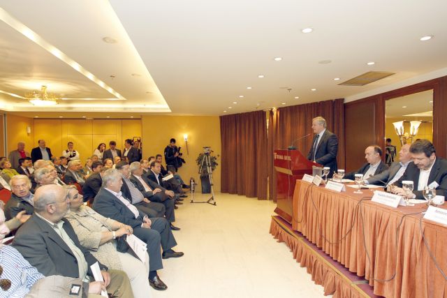 Μειωμένη στο μισό η χρηματοδότηση των δήμων, σύμφωνα με την ΚΕΔΕ