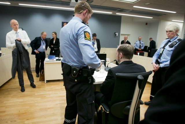 Με καταθέσεις μαρτύρων συνεχίζεται η δίκη του Μπρέιβικ στη Νορβηγία
