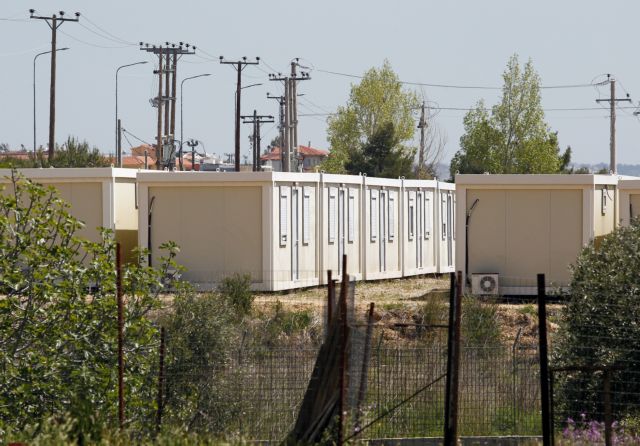 Σε λίγες ημέρες η λειτουργία του κέντρου στην Αμυγδαλέζα, επιμένει ο Χρυσοχοΐδης