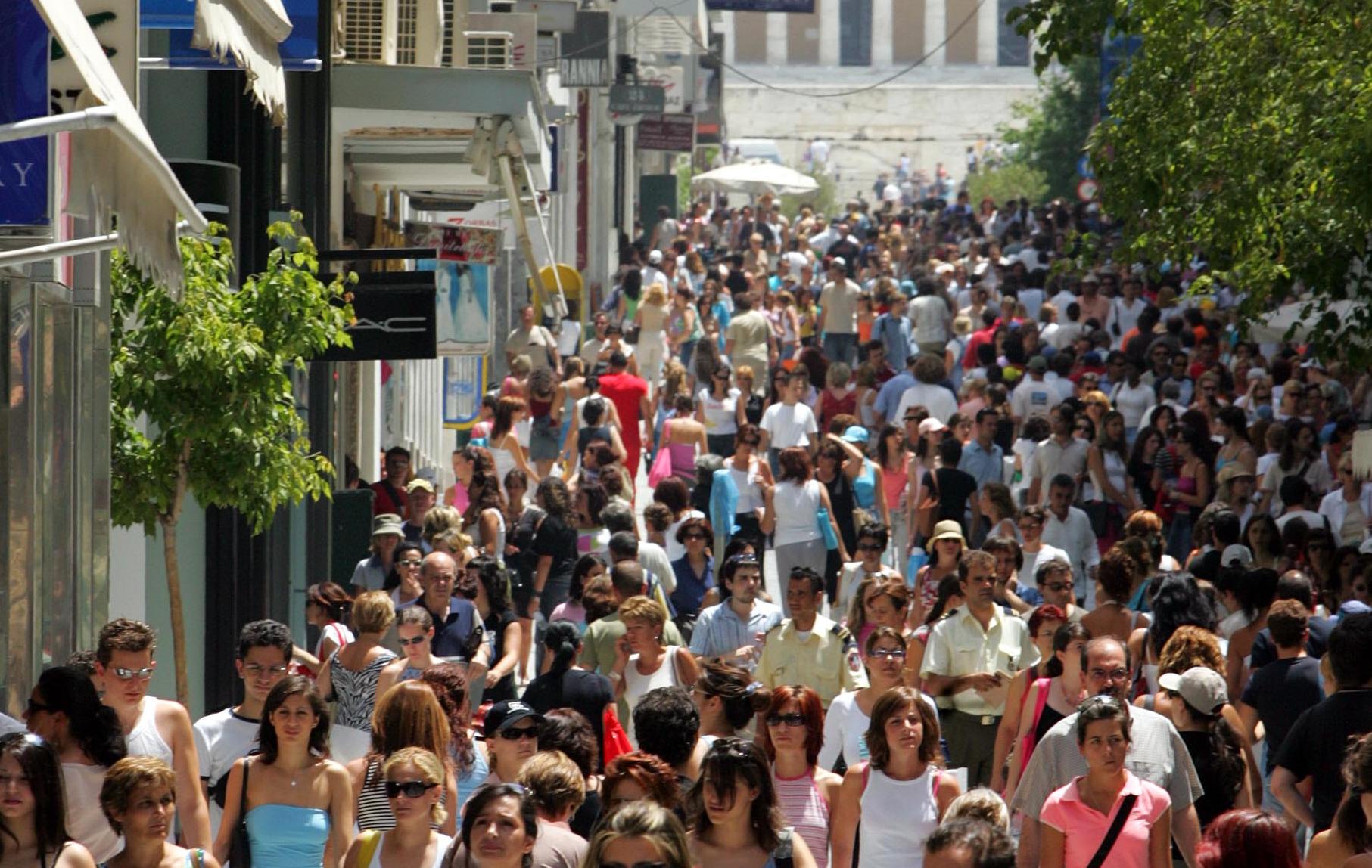 Ιδανική λύση η μετανάστευση για 7 στους 10 νέους εν μέσω κρίσης