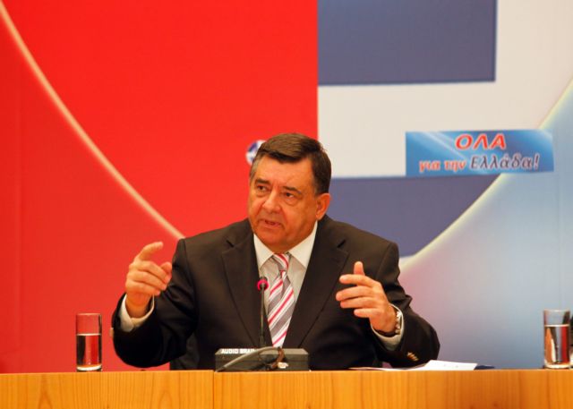 «Το έβαλαν στα πόδια στα δύσκολα» λέει ο Γ.Καρατζαφέρης για τις παρεμβάσεις Παπανδρέου-Καραμανλή