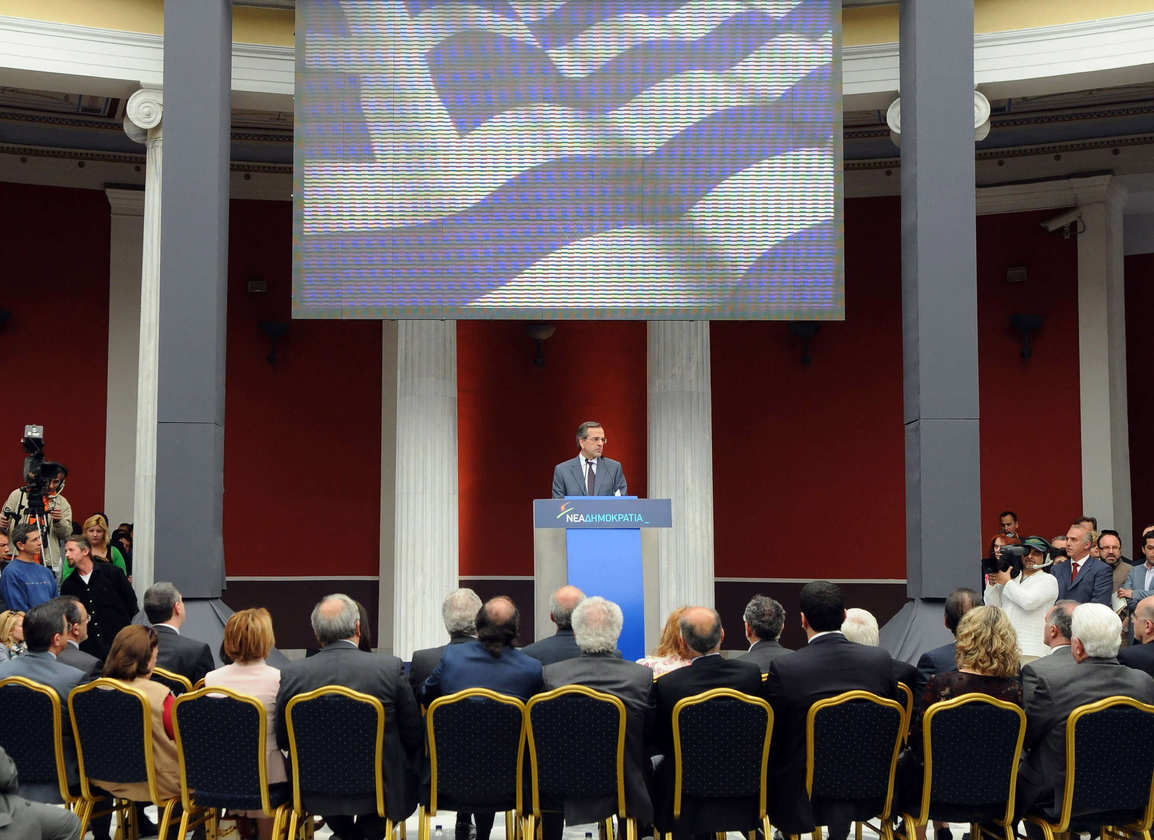 «Δεν θέλουμε συγκυβέρνηση με το χθες, θα πάρουμε ισχυρή εντολή» λέει ο Αντ.Σαμαράς