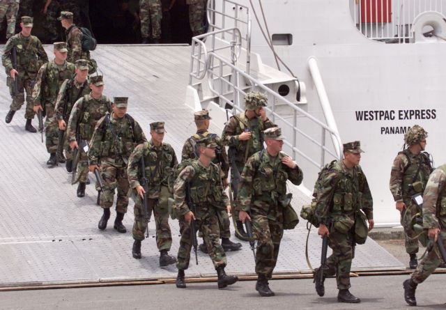 ΗΠΑ και Ιαπωνία συμφώνησαν να απομακρυνθούν χιλιάδες πεζοναύτες από την Οκινάουα