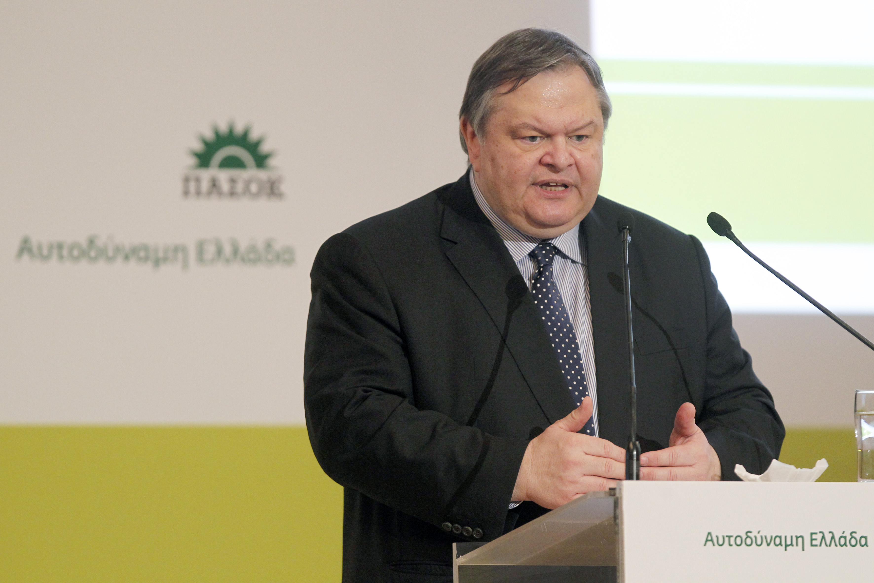 Συσπείρωση όλων των πολιτών ζήτησε από την Κομοτηνή ο Ευ.Βενιζέλος