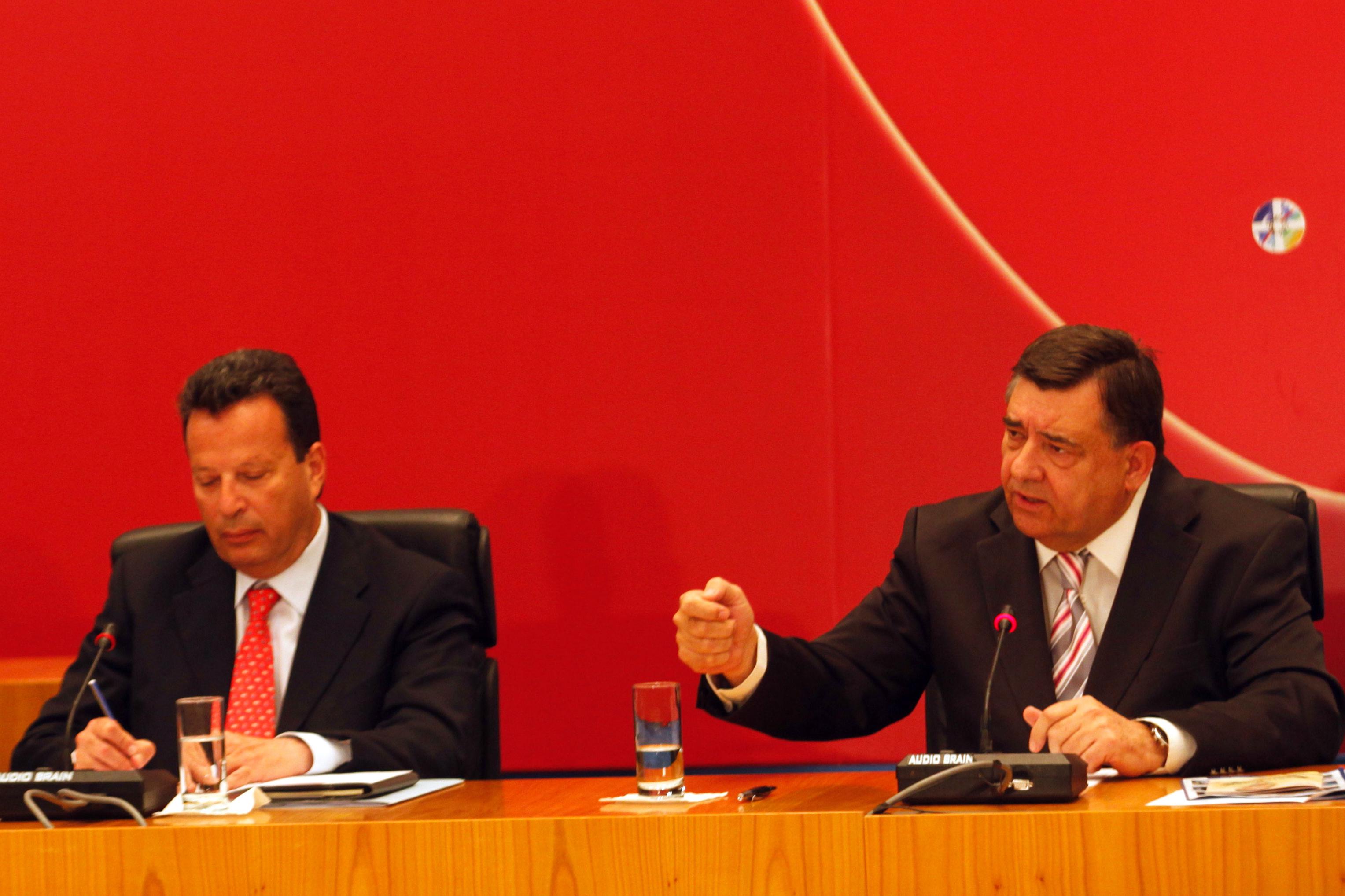 Ντιμπέιτ μεταξύ των επικεφαλής των ψηφοδελτίων Επικρατείας προτείνει ο Γ.Καρατζαφέρης