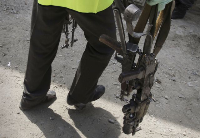 Το εμπάργκο αδυνατεί να παρεμποδίσει τις πωλήσεις όπλων, καταγγέλλει η Oxfam