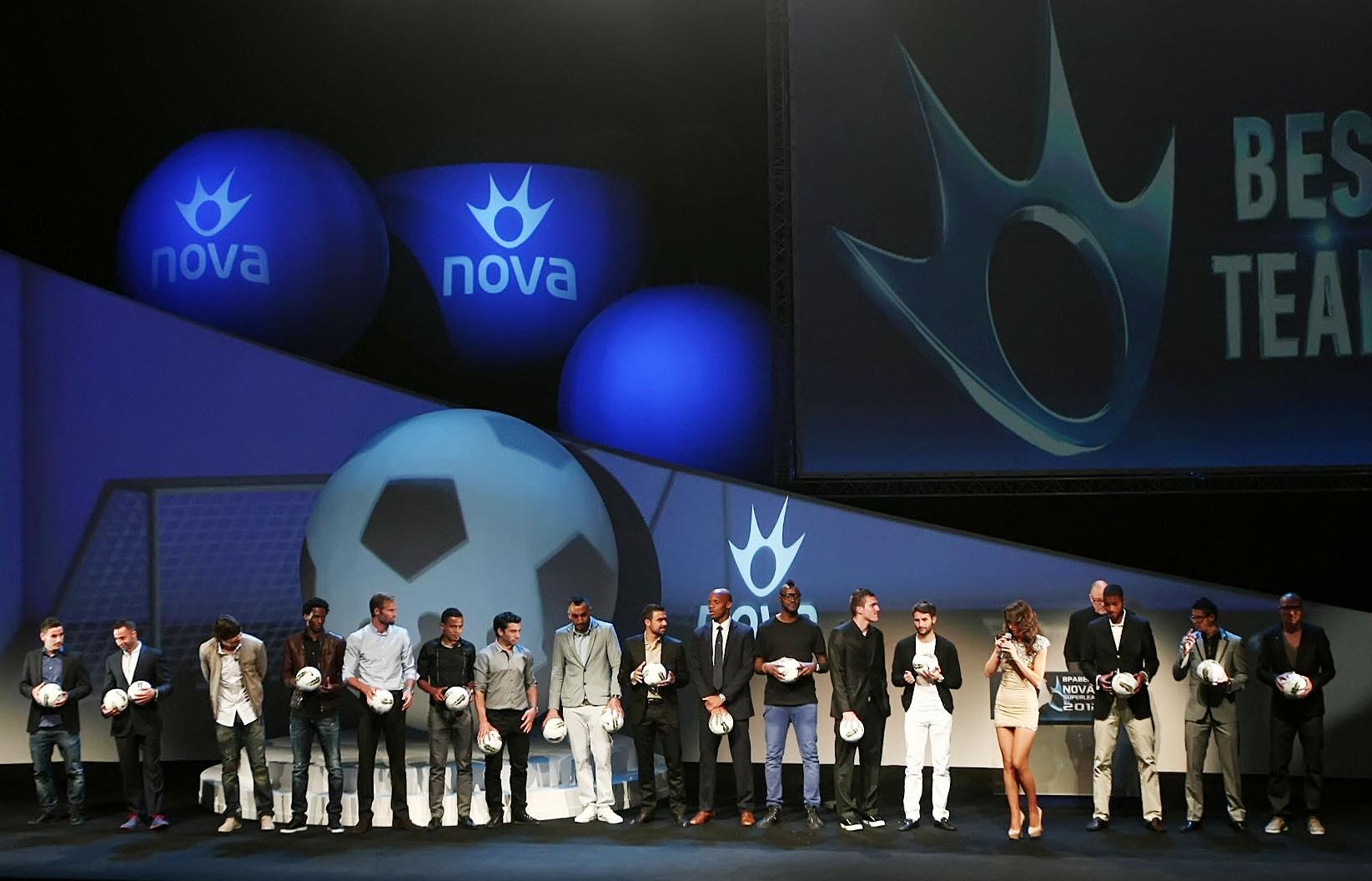 Η λάμψη των νικητών στην τελετή των βραβείων της Σούπερ Λιγκ