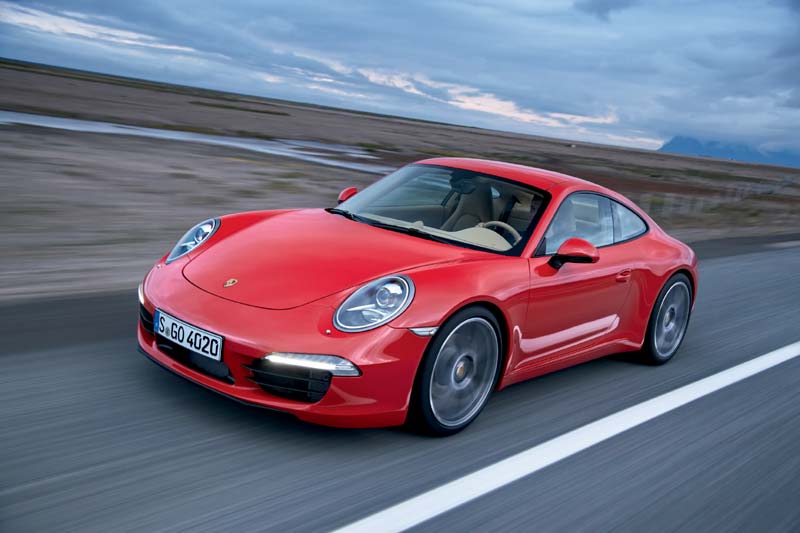 Βραβείο σχεδιασμού για τη νέα Porsche 911 Carrera