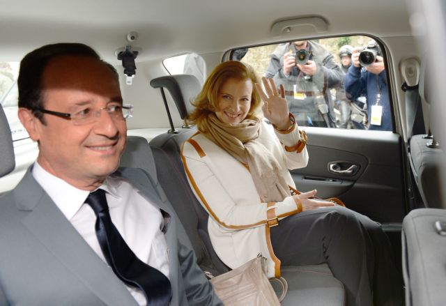 Ο Ολάντ νικητής των προεδρικών εκλογών στη Γαλλία, λένε διεθνή μέσα