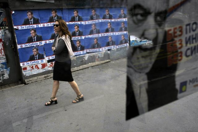 Εκλογές και στη Σερβία με βασικό στοίχημα την οικονομική ανάκαμψη της χώρας