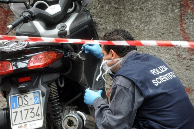 Μνήμες από τα «Μολυβένια Χρόνια» της Ιταλίας ξυπνούν σφαίρες στη Γένοβα