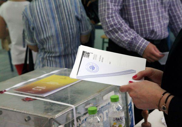 Στο 19% το συνολικό ποσοστό των κομμάτων που μένουν εκτός Βουλής