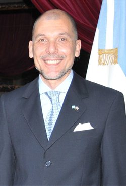 Ο πρεσβευτής της Αργεντινής στην Ελλάδα εξηγεί στο in.gr το ζήτημα των Νήσων Μαλβίνας