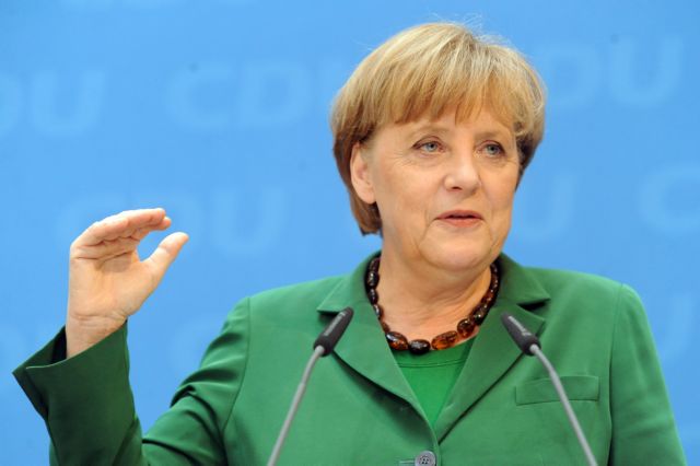 Ασφυκτικές πιέσεις στη Μέρκελ για αναθεώρηση της οικονομικής πολιτικής