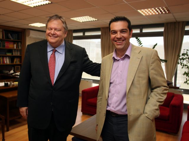 Συνάντηση Βενιζέλου-Τσίπρα το απόγευμα, βασικός όρος του ΠΑΣΟΚ η παραμονή στην Ευρωζώνη