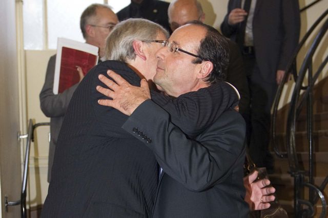 Συνάντηση Ολάντ-Γιούνκερ με την ανάπτυξη σε πρώτο πλάνο