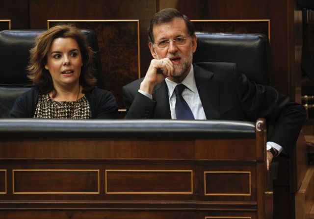 Έλλειμμα εκτός στόχου, ύφεση 1,8% και ανεργία 24,4% προβλέπει η Κομισιόν για την Ισπανία