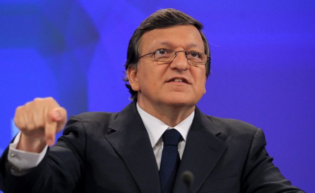 Η παραμονή στο ευρώ προϋποθέτει την τήρηση των δεσμεύσεων, τονίζει ο Μπαρόζο