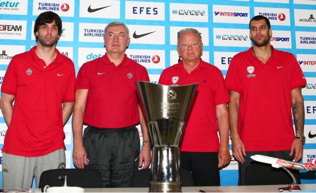 Η… βαρκάδα του Ντούντα και η αμηχανία του Τεόντοσιτς