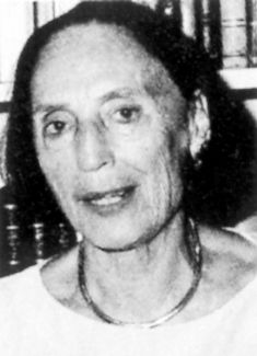 «Έφυγε» πλήρης ημερών η ιστορικός Αικατερίνη Κουμαριανού