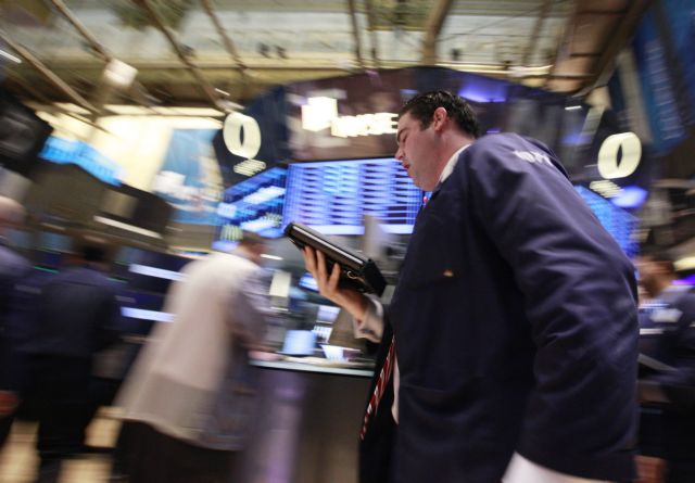 Έντονη νευρικότητα στις αγορές εν μέσω ανησυχιών για την Ελλάδα και την Ισπανία