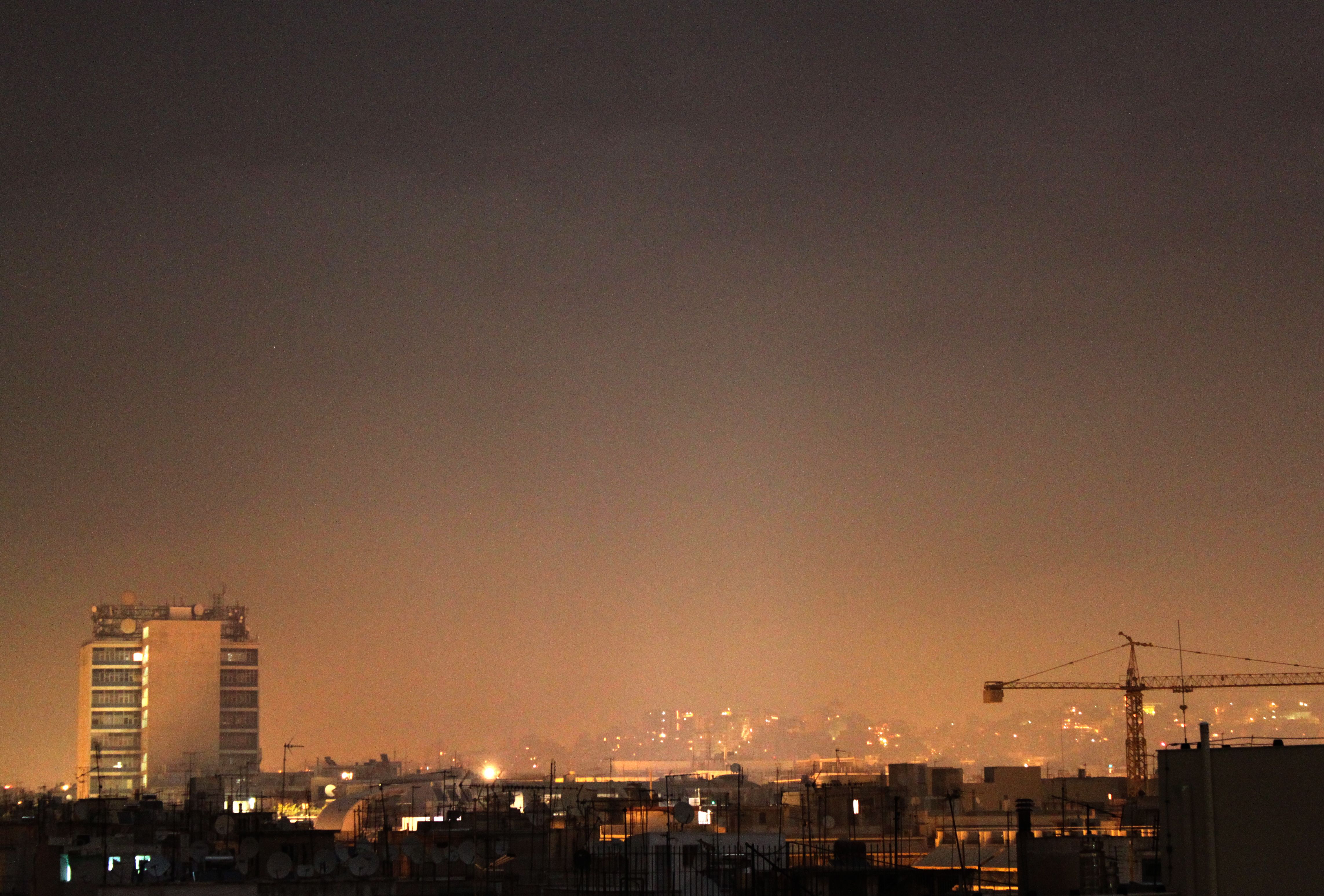 Η αβέβαιη επαφή με την πραγματικότητα σε έκθεση φωτογραφίας στην Πάτρα