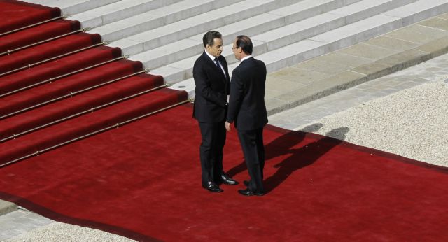 Νέος πρόεδρος της Γαλλίας ορκίστηκε ο Φρανσουά Ολάντ