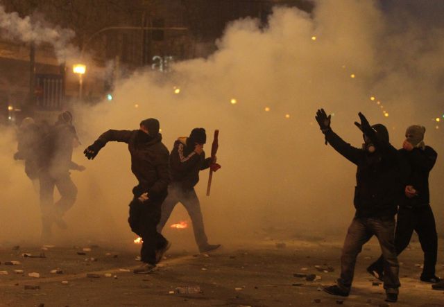 Στη δημοσιότητα φωτογραφίες ατόμων που συμμετείχαν στα επεισόδια του Φεβρουαρίου