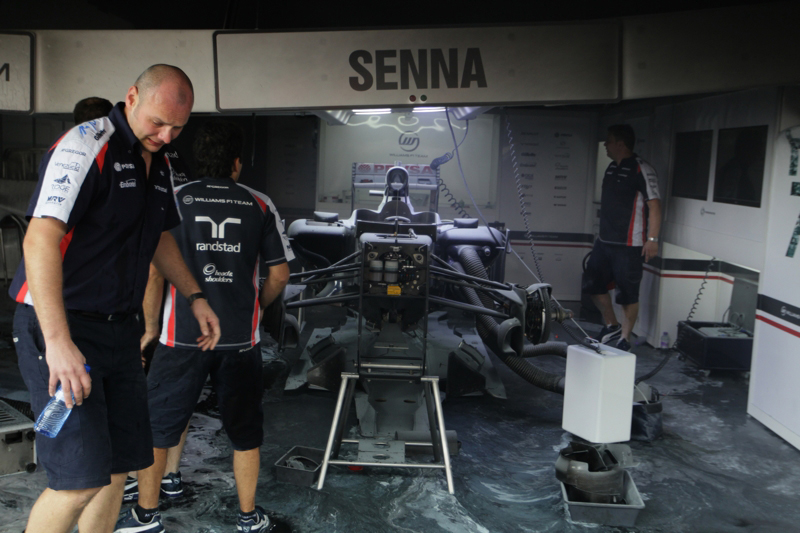 Ζημιές 3.000.000 ευρώ άφησε πίσω της η πυρκαγιά στο pit box της Williams – Renault