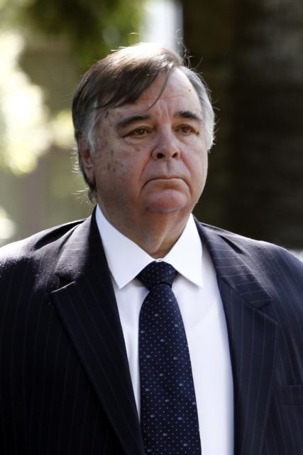 Πρέπει να διευκολύνουμε τον πολίτη που τραβάει πολλά, είπε ο υπουργός Υποδομών